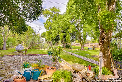3rd image of 101 Cibolo Tolle
