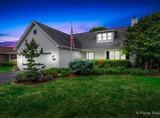 1510 Ginny Ln, Woodstock, IL 60098