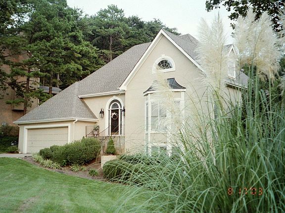 3280 Hampton Ridge Dr