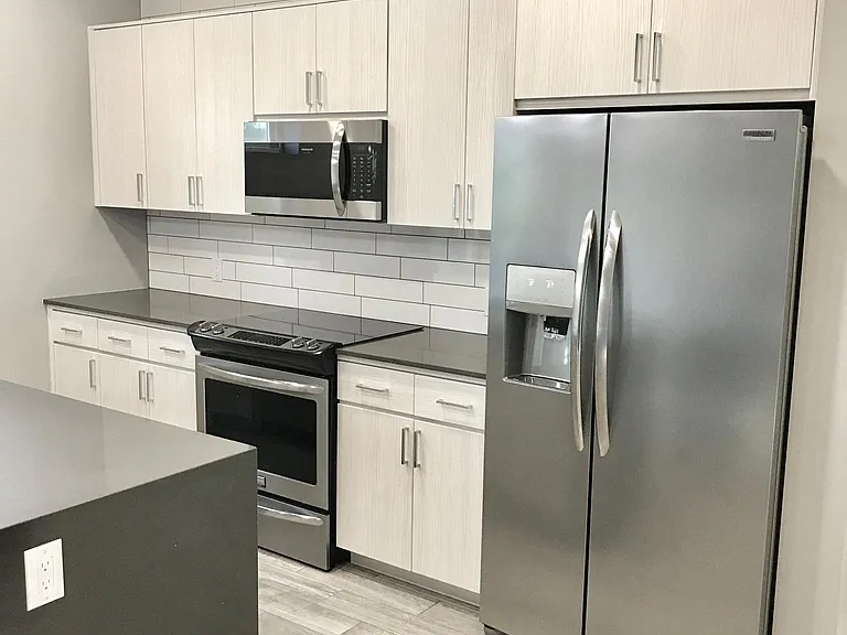 2727 E Thomas Rd #5 — Photo 9