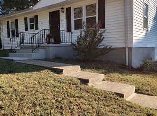 812 Asterwood Dr, Rossville, GA 30741