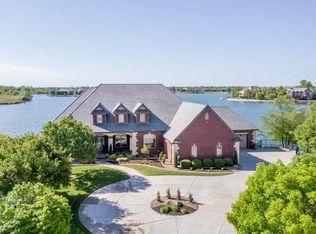 2001 W Harborlight Ct, Wichita, KS 67204