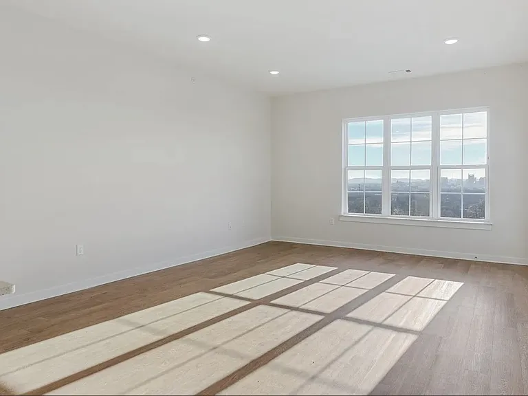 Dining room / Living room