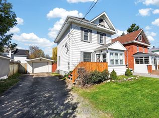 438 Russell St, Midland, ON L4R 3A9