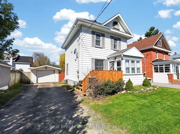 438 Russell St, Midland, ON L4R 3A9