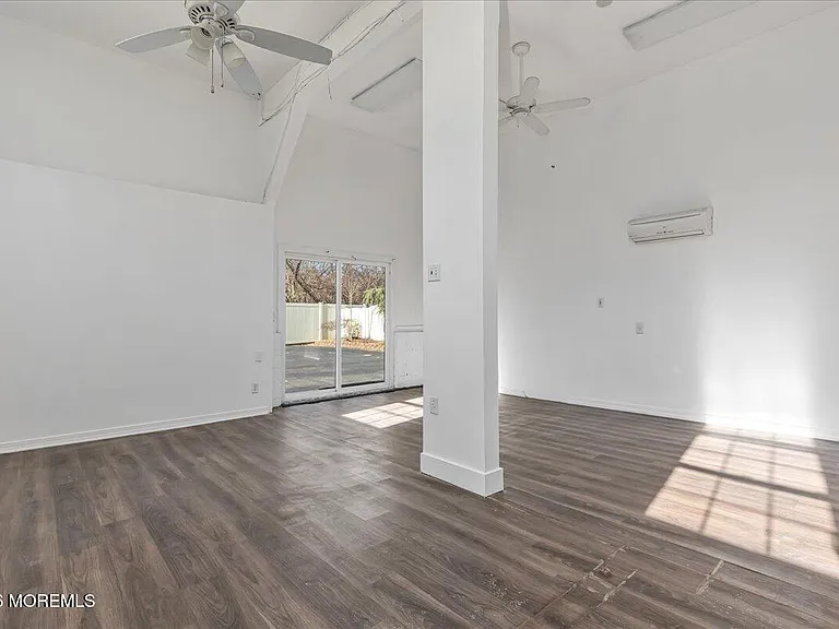 257 Ford Rd — Photo 24