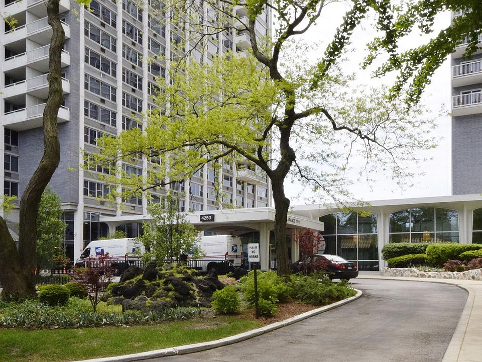 1st image of 4250 N Marine Dr APT 1110