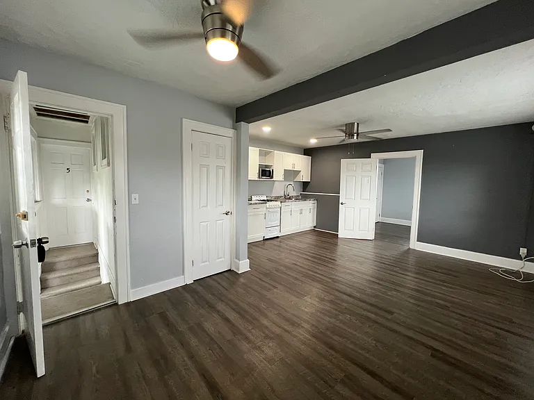 329 N K St #4 — Photo 5