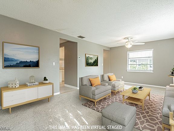 4th image of 35 Dawn Flower Cir