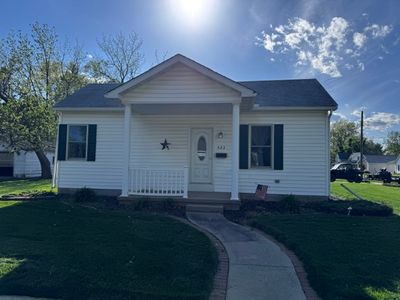 423 Taylor St, Staunton, IL, 62088