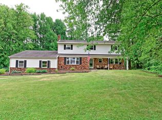 8 Heritage Ln, Clifton Park, NY 12065