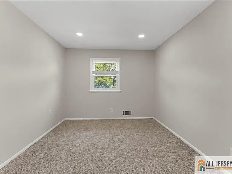 103 1st Ave #2 — Photo 15