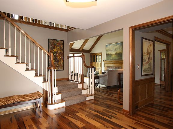 2nd image of 2628 W Lake Isle Dr