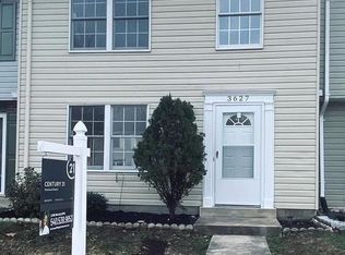 3627 Wharf Ln, Triangle, VA 22172