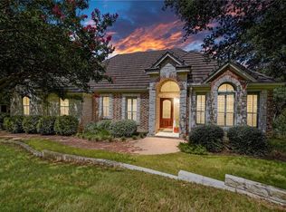 27 Falling Oaks Trl, The Hills, TX 78738