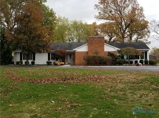241 Riverdale Dr, Defiance, OH 43512