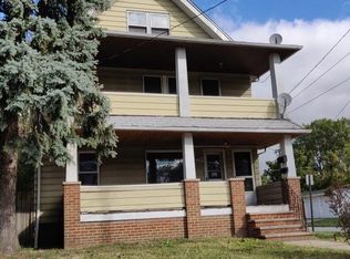16321 Huntmere Ave, Cleveland, OH