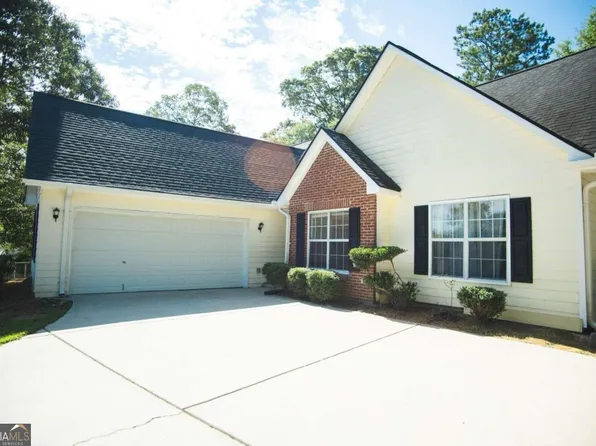 141 Williamsburg Way, Winder, GA 30680