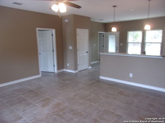 3rd image of 1831 Fm 3424