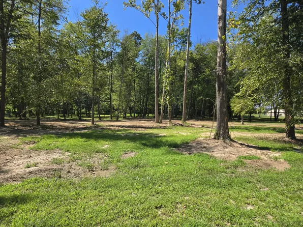 2 NE Norman Rd, Marion, IL 62959