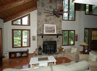 2787 Long Lake Dr NE, Roswell, GA 30075
