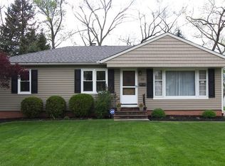 232 Bexley Dr, Bedford, OH 44146