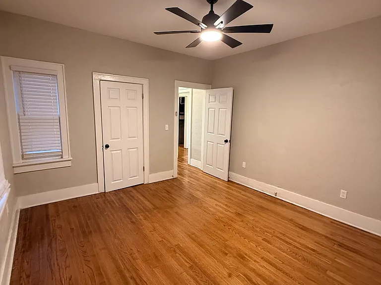 723 W Hill St — Photo 5