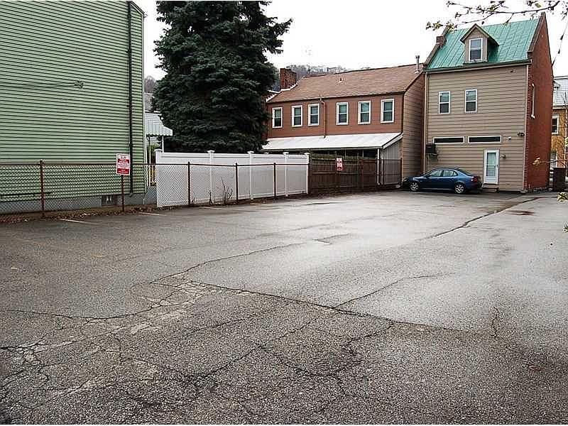 Parking Lot