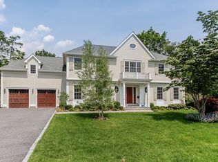 51 Lawrence Rd, Scarsdale, NY 10583