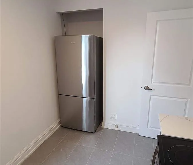 13 Hocken Ave #UPPER — Photo 14