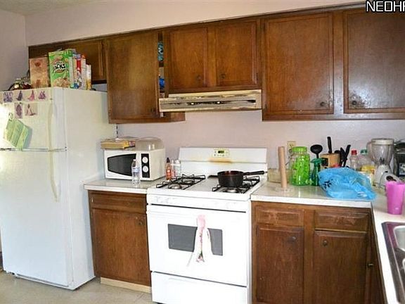 5th image of 362 & 364 Snyder Ave