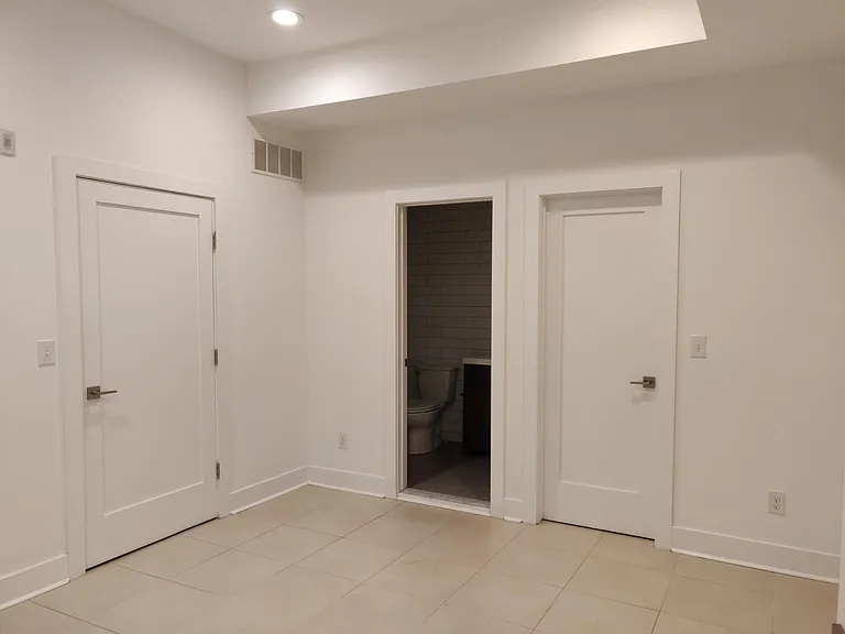 1327 N Franklin St #1 — Photo 19