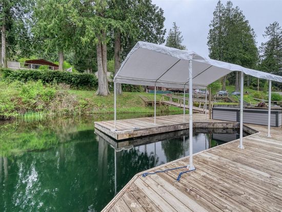 955 & 949 W Lake Samish Dr, Bellingham, WA 98229