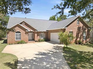 2748 Sunrunner Ln, Gulf Breeze, FL 32563