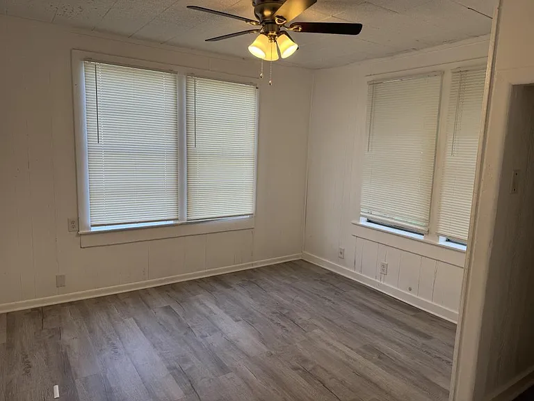 502 Rose St — Photo 14