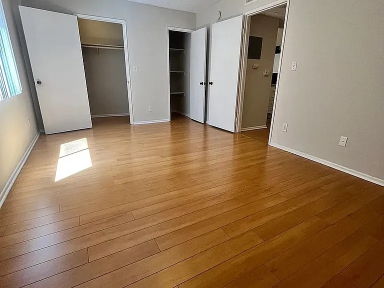 310 E Santa Anita Ave #C — Photo 9