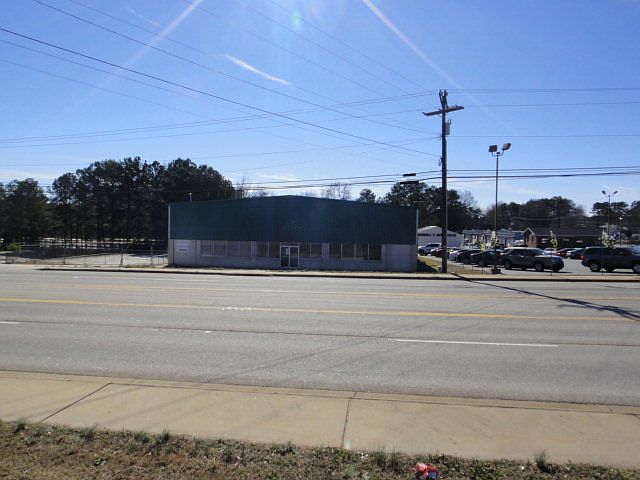 1st image of 1615 Montague Ave Ext