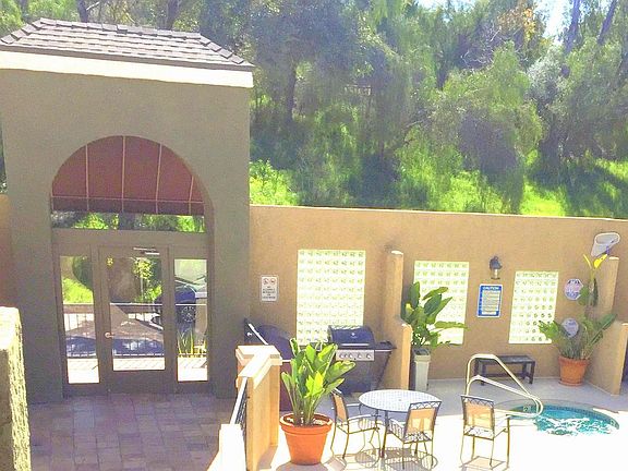 2nd image of 22859 Del Valle St APT 207