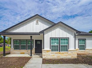816 W Chase St, Navasota, TX 77868