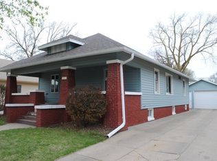 731 Briggs Ave, Hastings, NE 68901