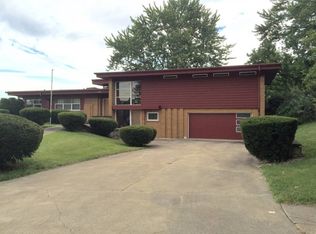 145 Beverly Blvd, Hobart, IN 46342