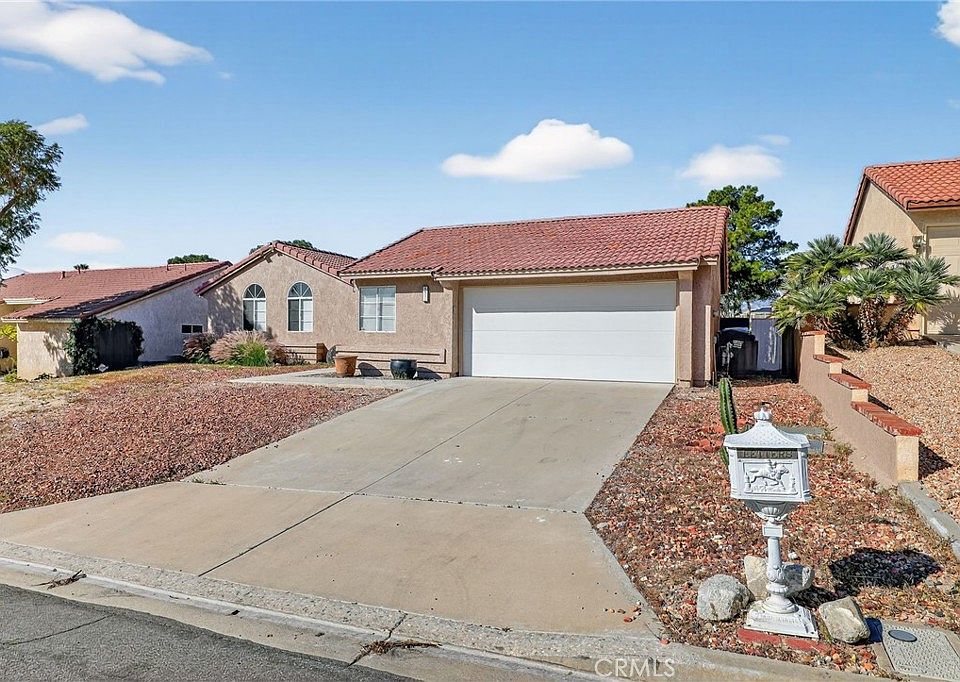 1st image of 8817 Clubhouse Blvd