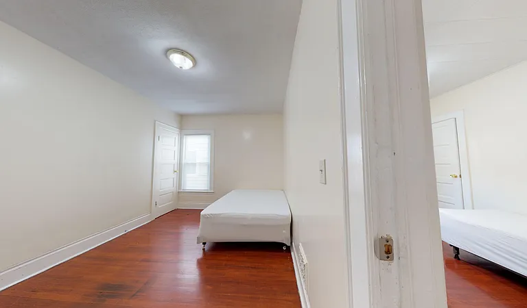 1318 Madison St — Photo 11