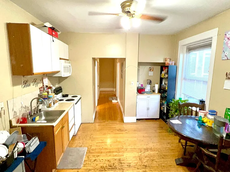 32 Reedsdale St #5 — Photo 2