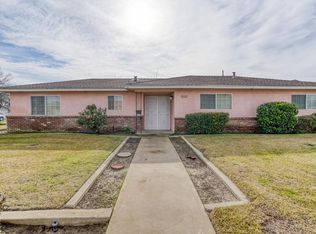 2205 Moir Dr, Sanger, CA 93657