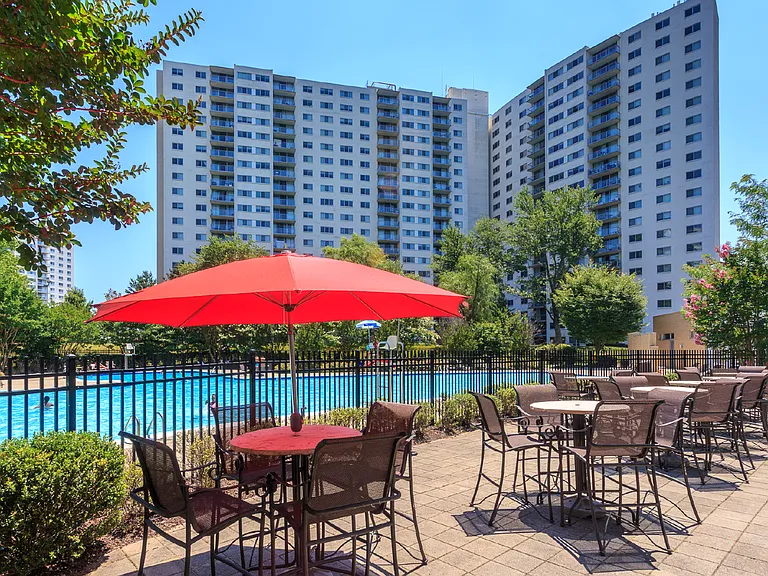 Enclave Silver Spring — Photo 22