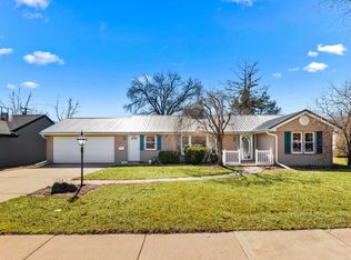 202 E Delwood St, Morton, IL