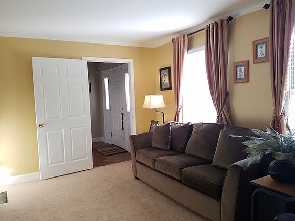 5th image of 1091 Winton Wood Dr