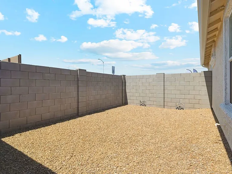 Solana Place at Carlton Commons — Photo 33