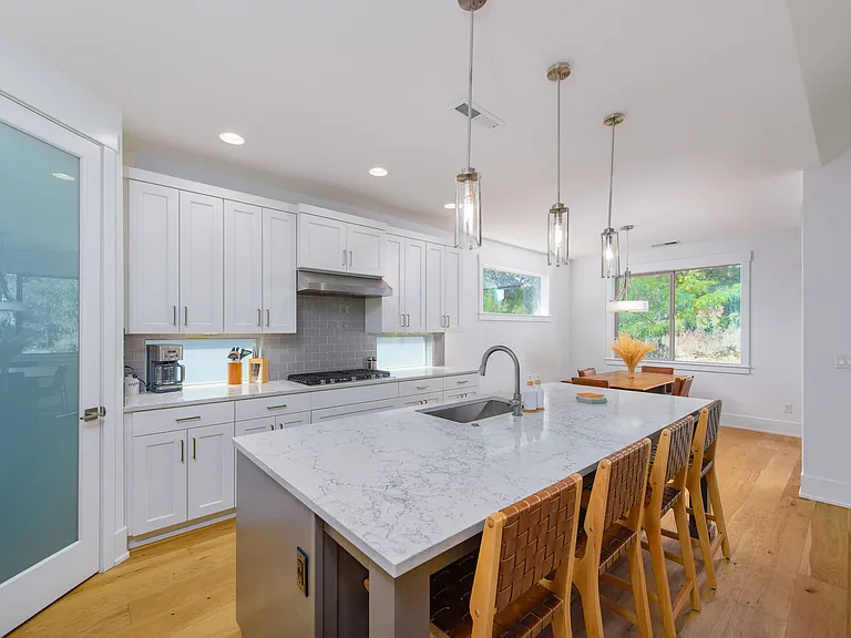3055 NW Hidden Ridge Dr — Photo 16